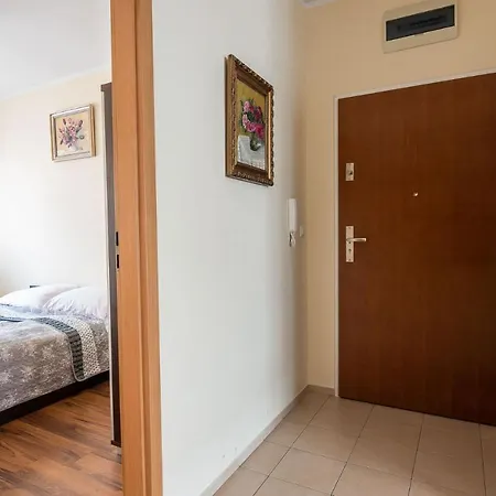 Platan Ul.chelmonskiego 6b * Świnoujście (Swinemünde)